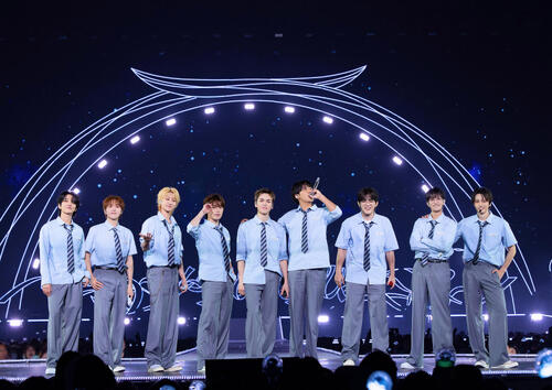 SEVENTEEN、ステージでラーメン調理？　東京Dファンミにファン熱狂「いつかまた帰ってくる」