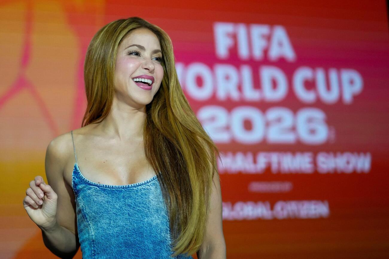 W杯決勝のハーフタイムショーの発表会見に出席したシャキーラ（ロイター）