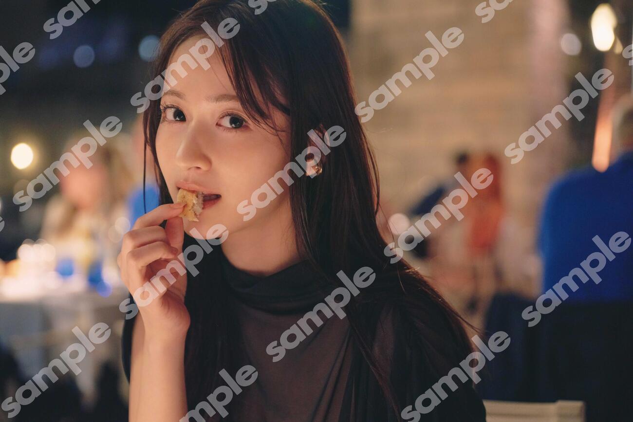 乃木坂46金川紗耶ファースト写真集「好きのグラデーション」特典