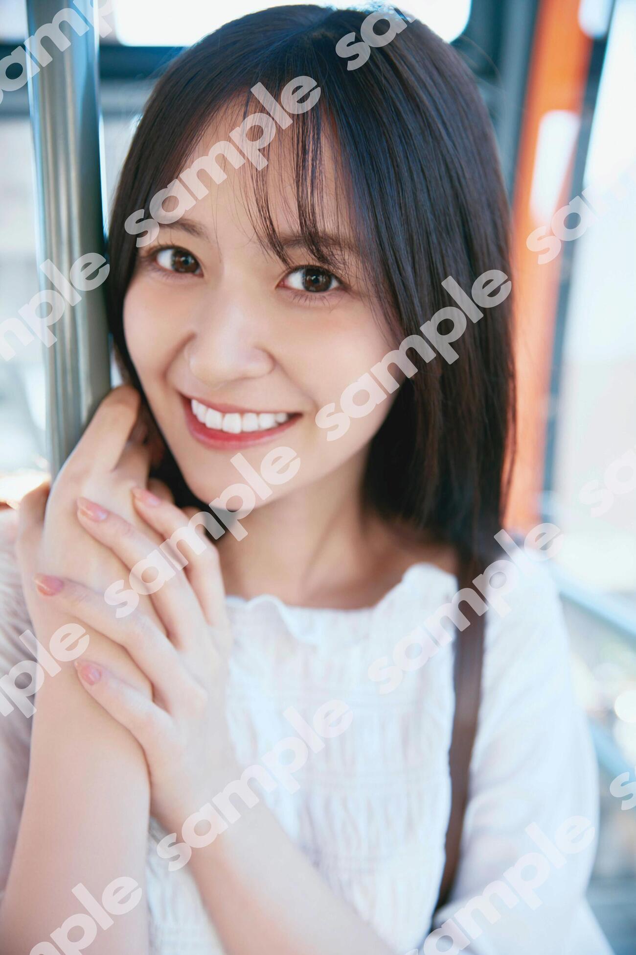 乃木坂46金川紗耶ファースト写真集「好きのグラデーション」特典