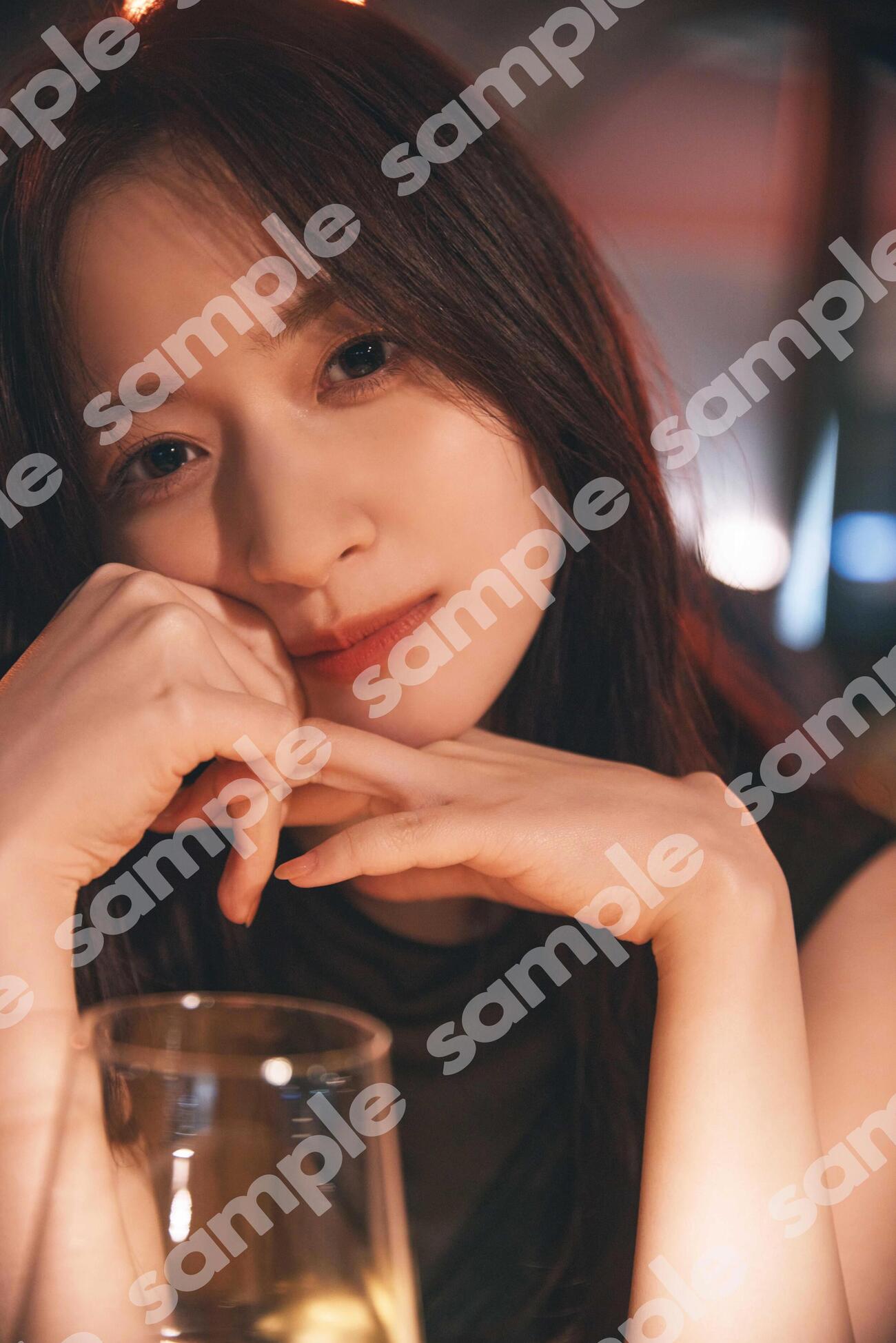 乃木坂46金川紗耶ファースト写真集「好きのグラデーション」特典