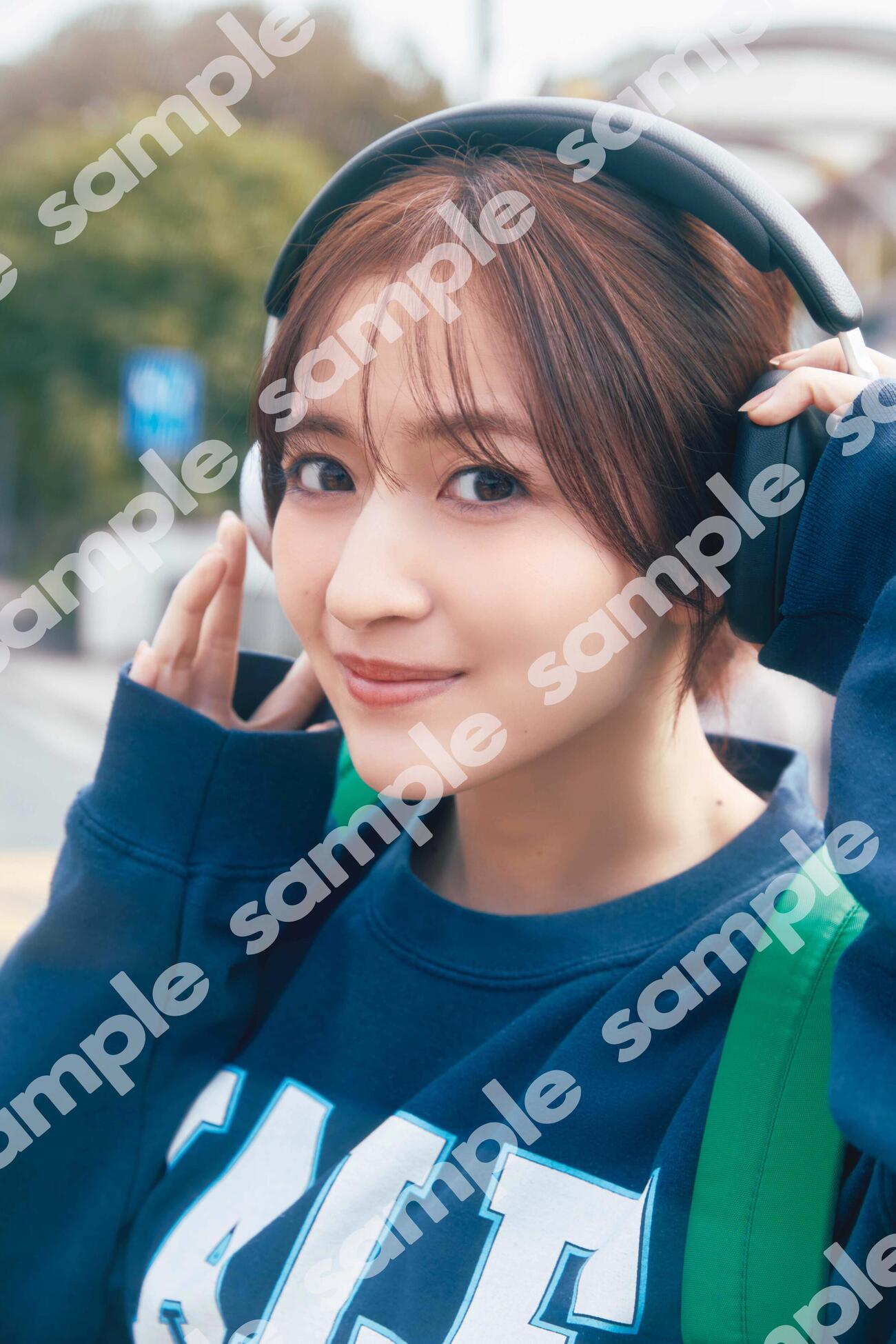 乃木坂46金川紗耶ファースト写真集「好きのグラデーション」特典