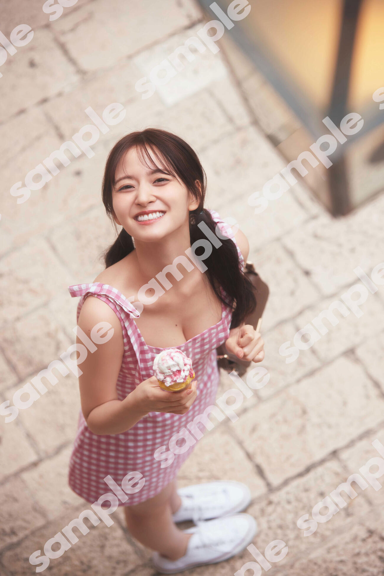 乃木坂46金川紗耶ファースト写真集「好きのグラデーション」特典