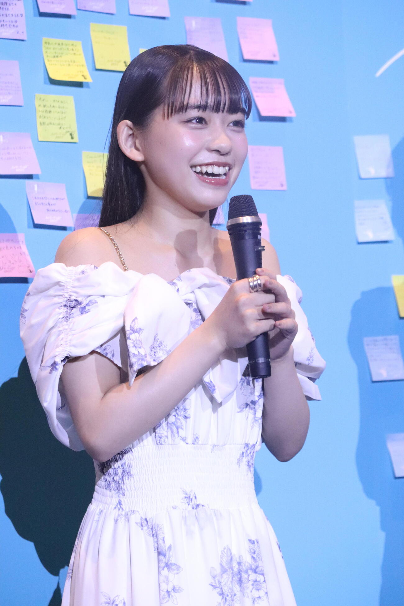 映画「チェイサーゲームW　水魚の交わり」初日舞台あいさつに出席した岡本望来