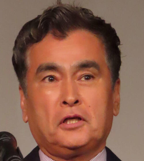 石原良純“俺は木だ”…赤ちゃんのあやし方に共演者猛ツッコミ「間違い」「違う違う」