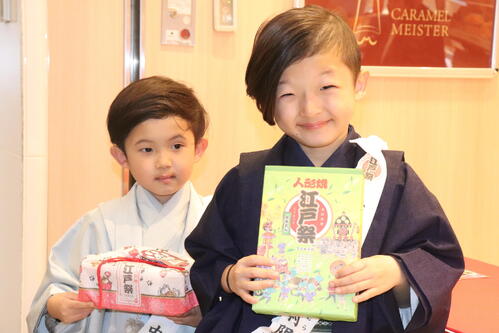 中村獅童の長男陽喜、次男夏幹が人形焼き販売「みんなを笑顔にしたい」お渡し会イベント