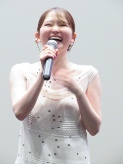 山田杏奈、主演映画舞台あいさつで日体大体操部の組み体操実演に固まる…観客に「感想知りたい」
