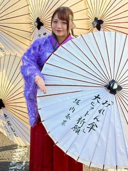 「身が引き締まりました」北山たけしプロデュース堀内春菜　新曲「みれん傘」で初ヒット祈願