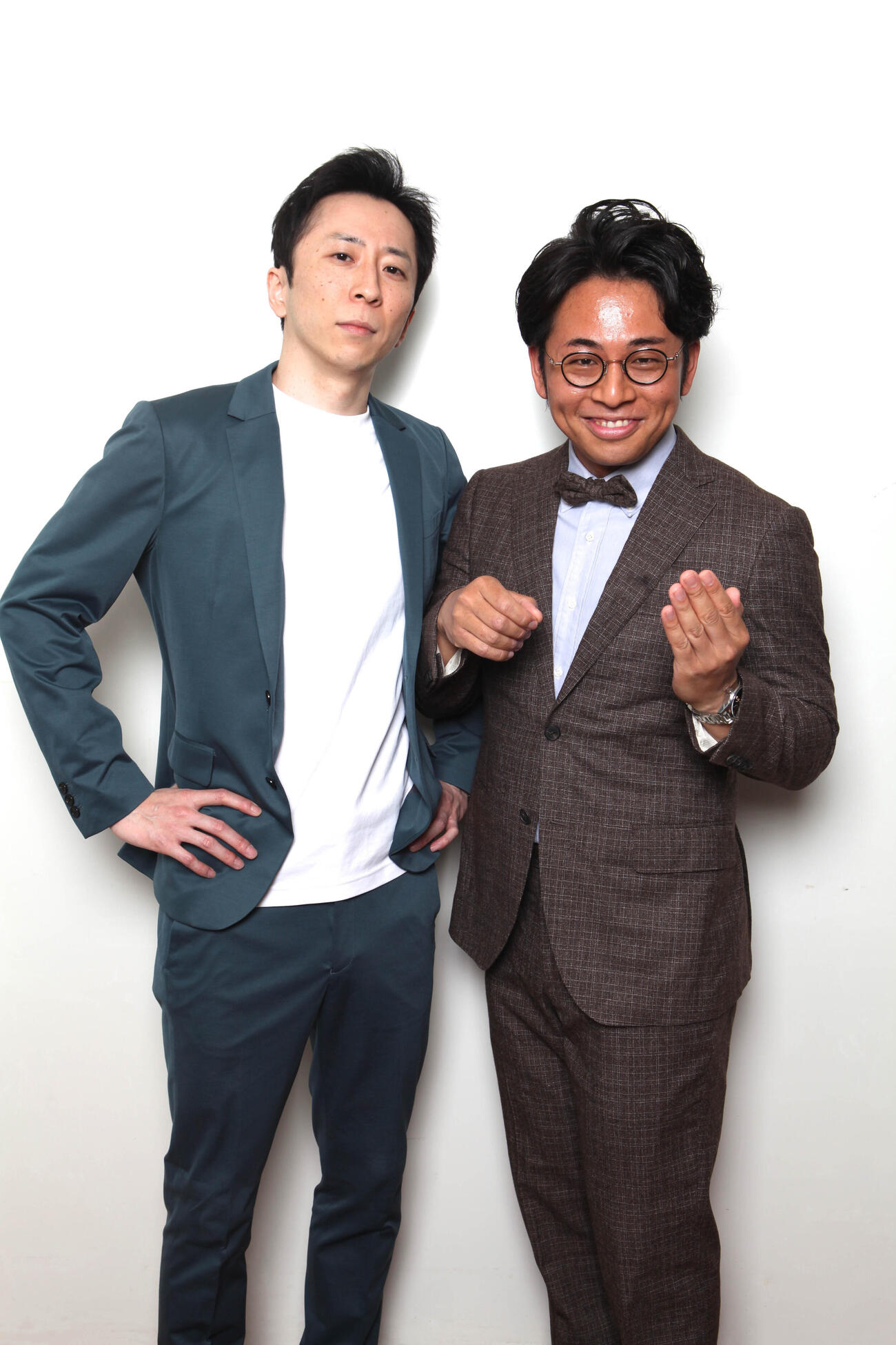 シティホテル3号室の亮太（左）と押田