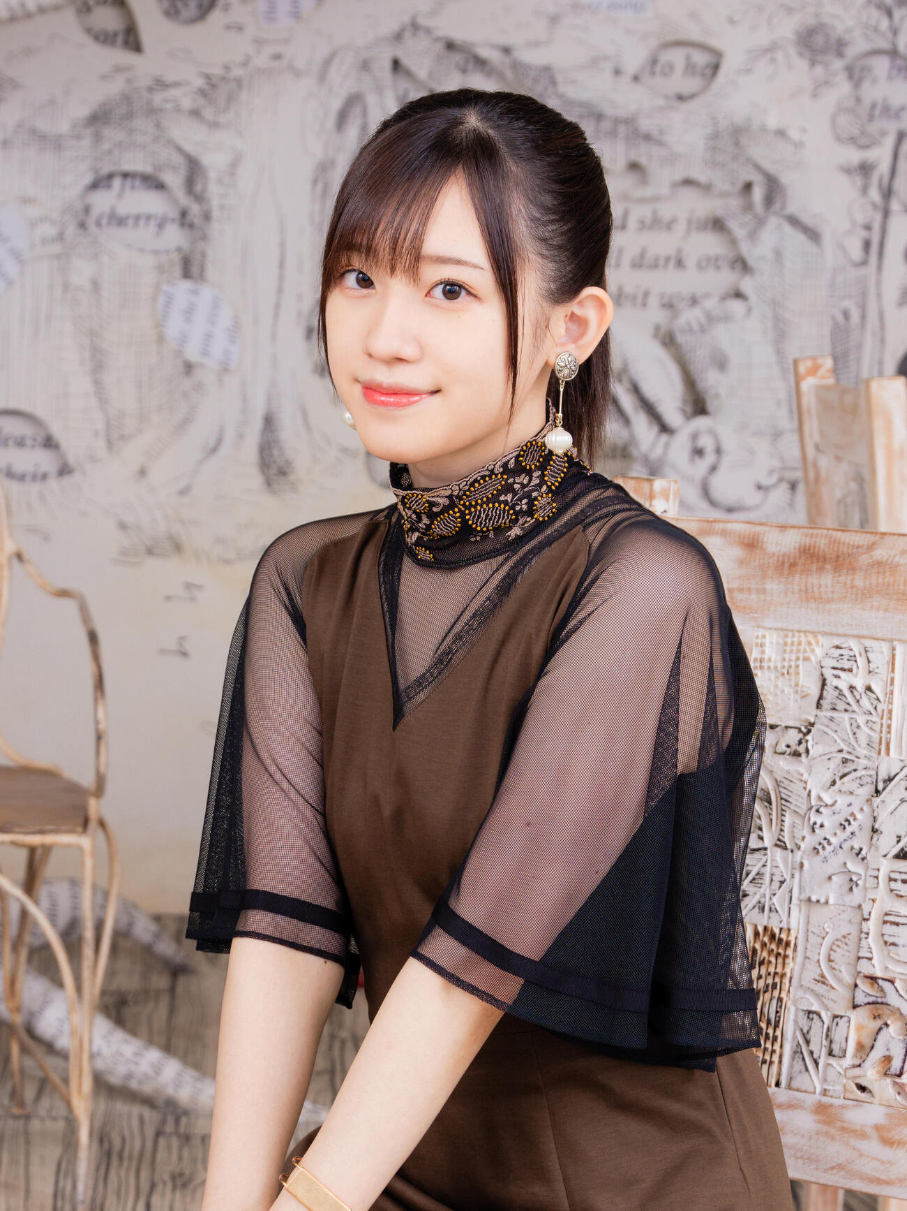 アニメ映画「君と花火と約束と」に出演する高橋李依
