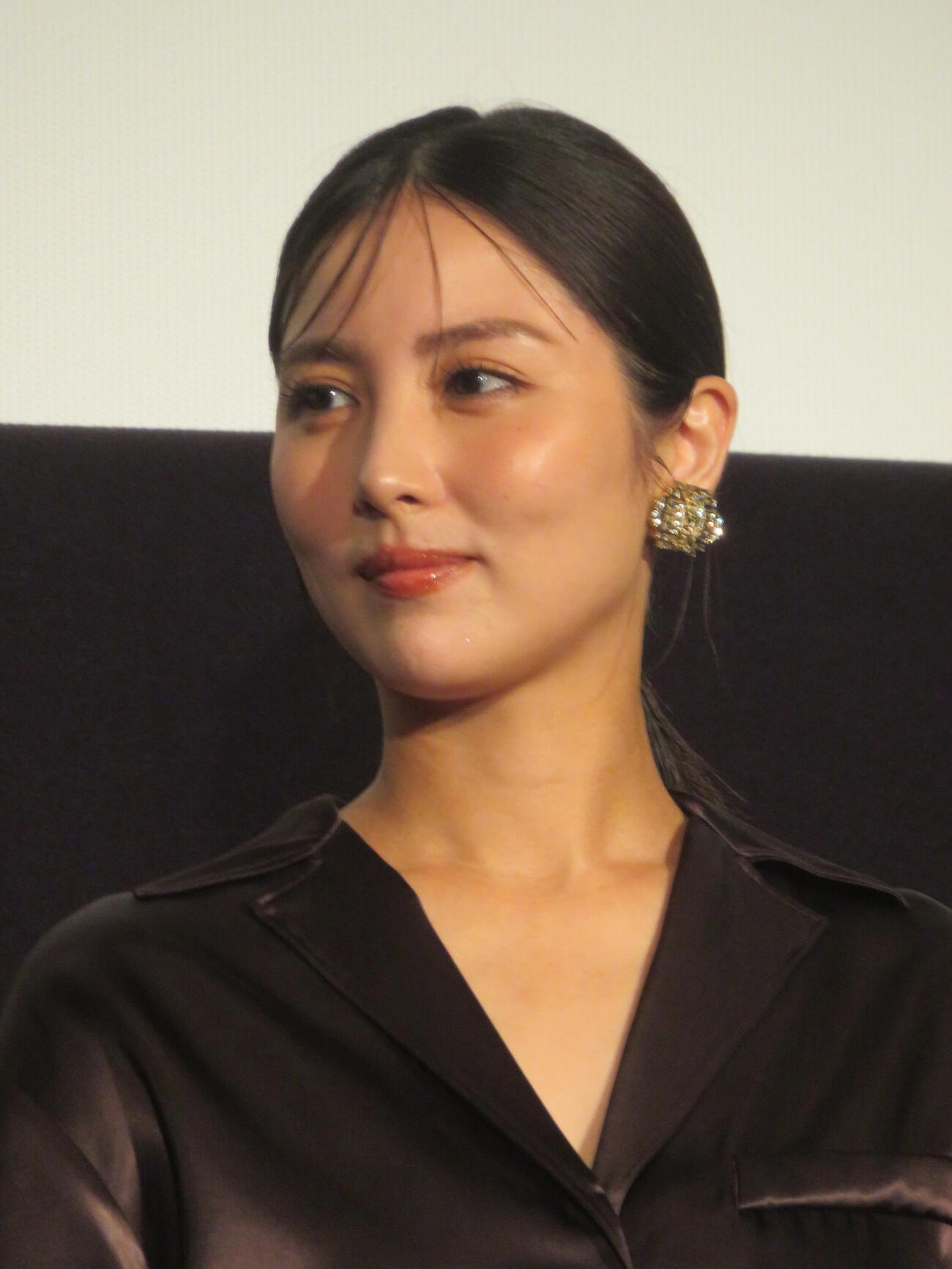 映画「祝山」完成披露舞台あいさつに出席した石川恋（撮影・川田和博）
