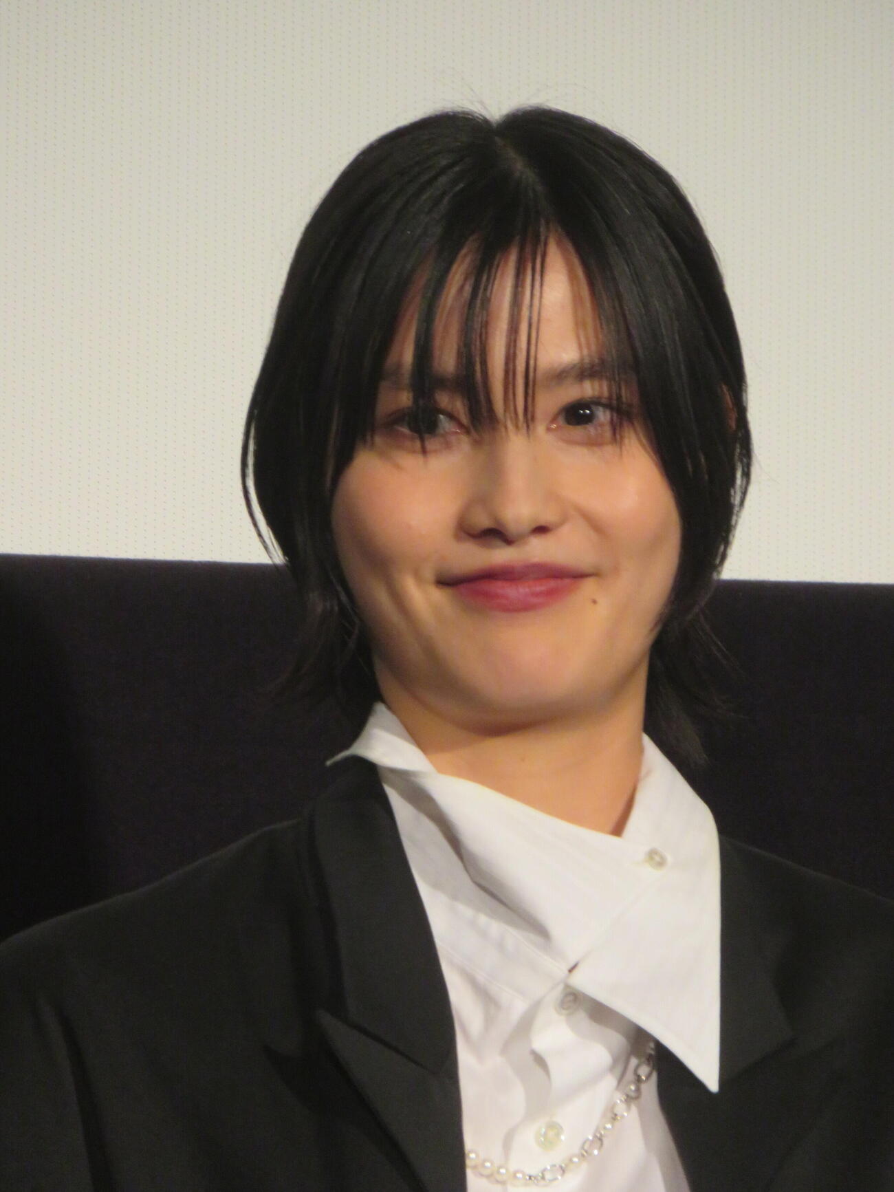 映画「祝山」完成披露舞台あいさつに出席した橋本愛（撮影・川田和博）