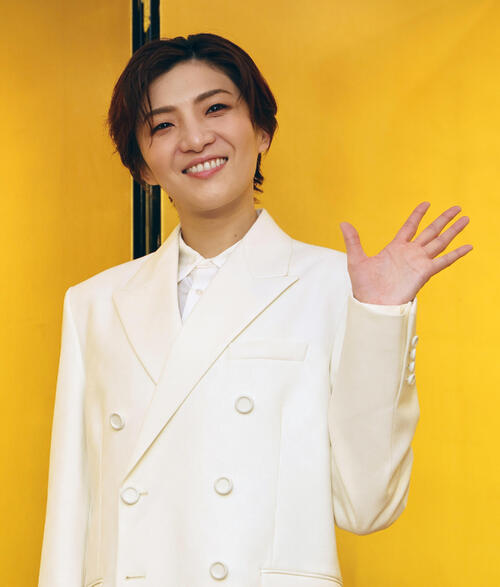 【宝塚】来春退団の鳳月杏が会見　転機は花組時代「あの経験がなければ今の自分はない」