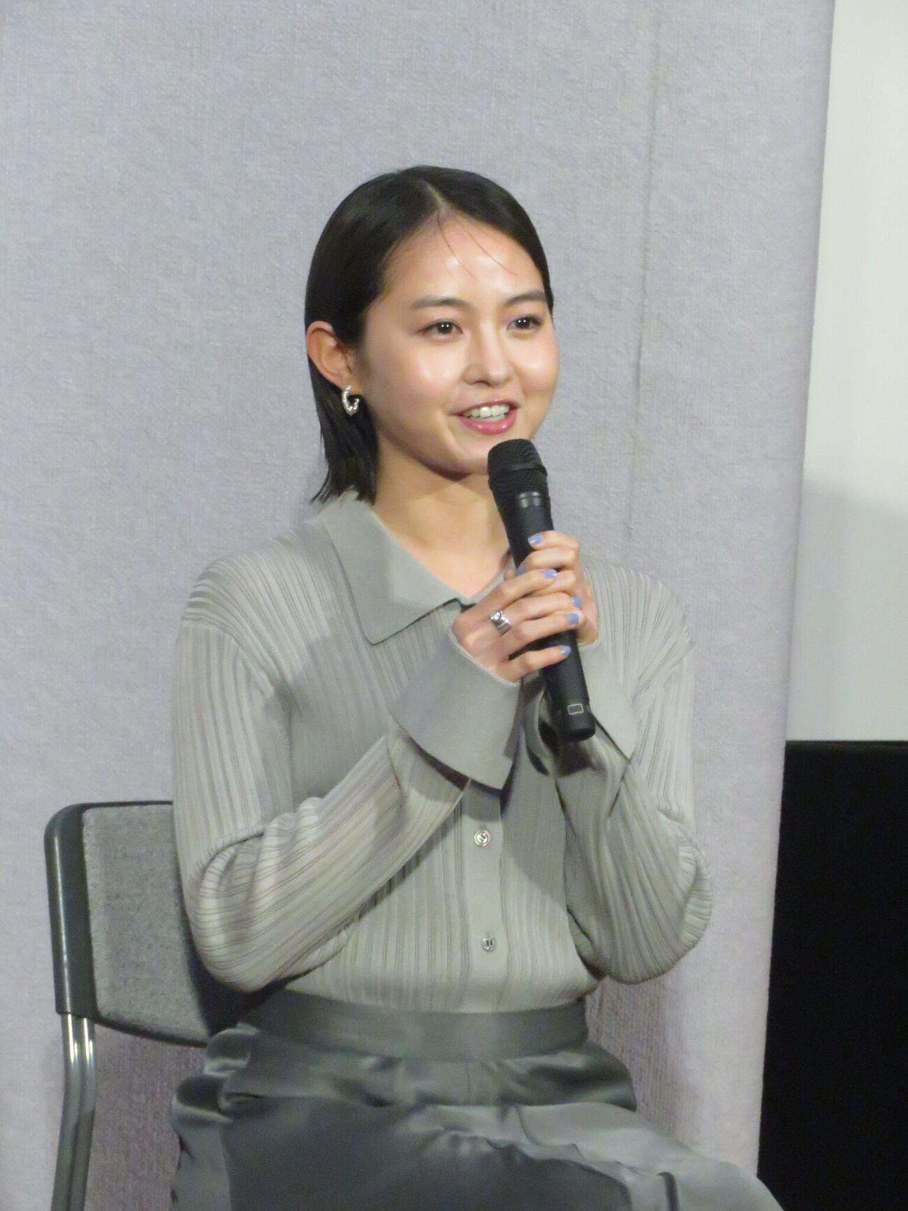 夜ドラ「ミッドナイトタクシー」の放送開始を前に会見した伊藤万理華