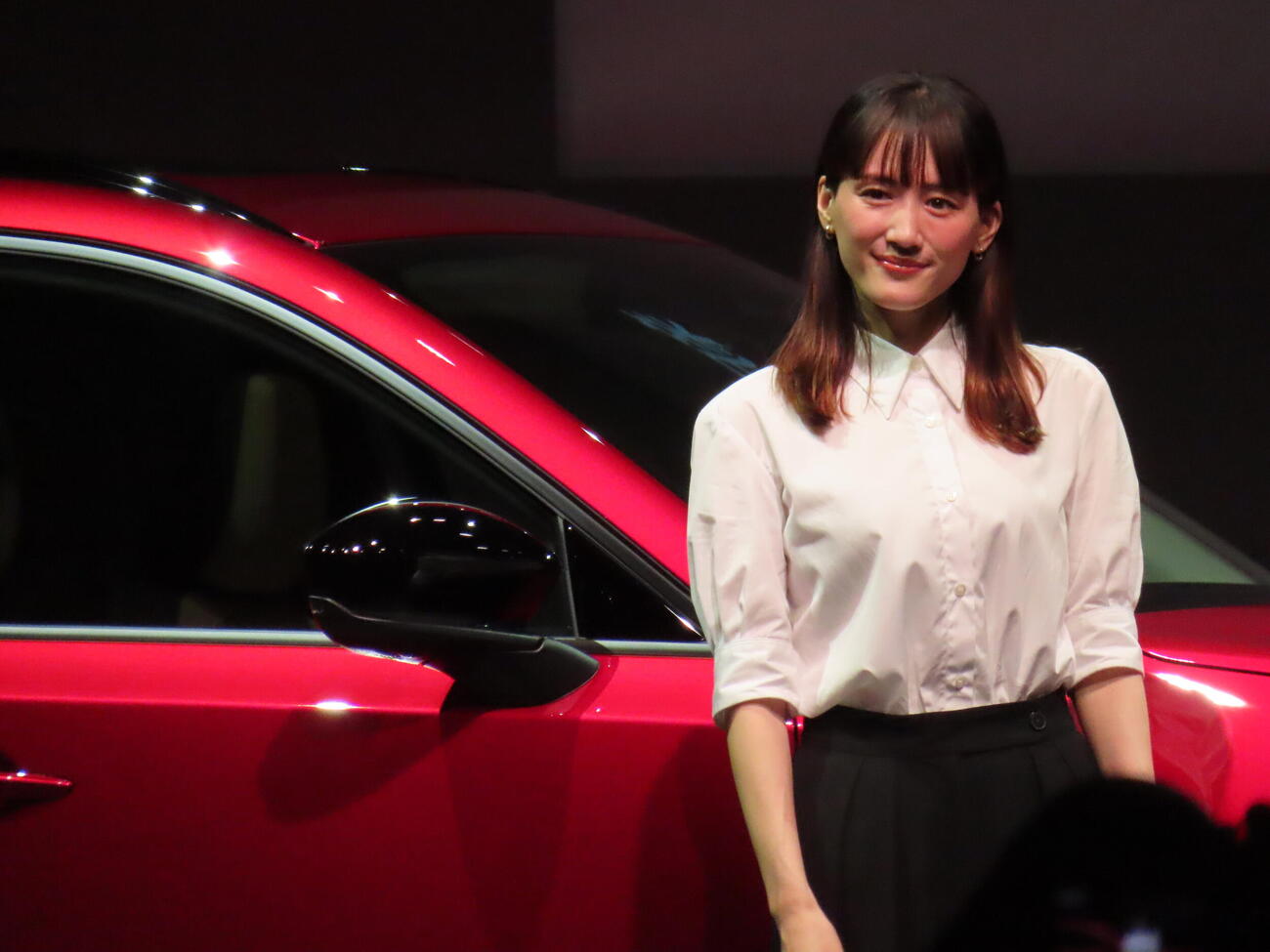 新型「MAZDA CX－5」発表会に登壇した綾瀬はるか