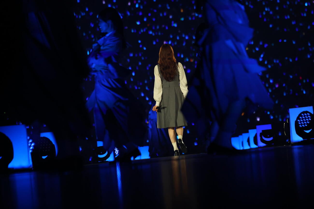 梅澤美波卒業コンサートを行った乃木坂46（C）乃木坂46LLC