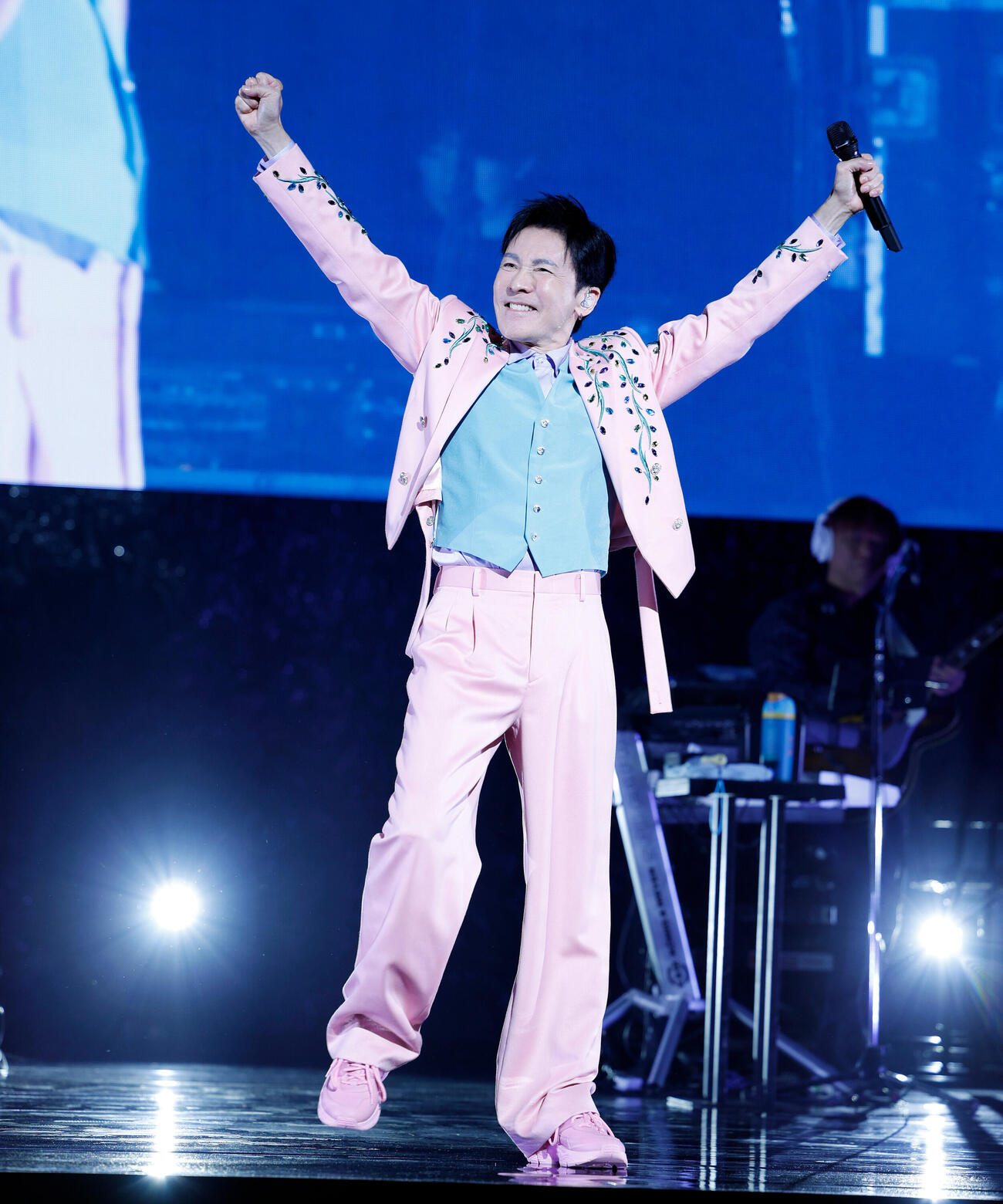 郷ひろみ2026年全国ツアー初日　リハーサルを公開し、華麗なダンスを披露する郷ひろみ（撮影・山本朝陽）