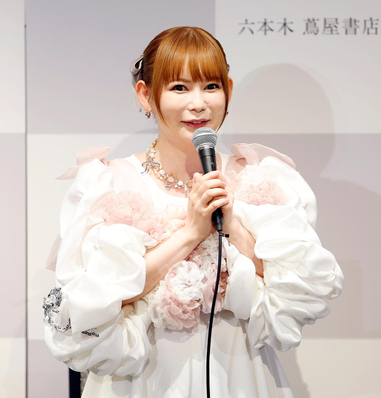 「しょこたんの子育てクエスト　ママLV．1」発売イベント　トークショーで話す中川翔子（撮影・山本朝陽）＝2026年5月24日