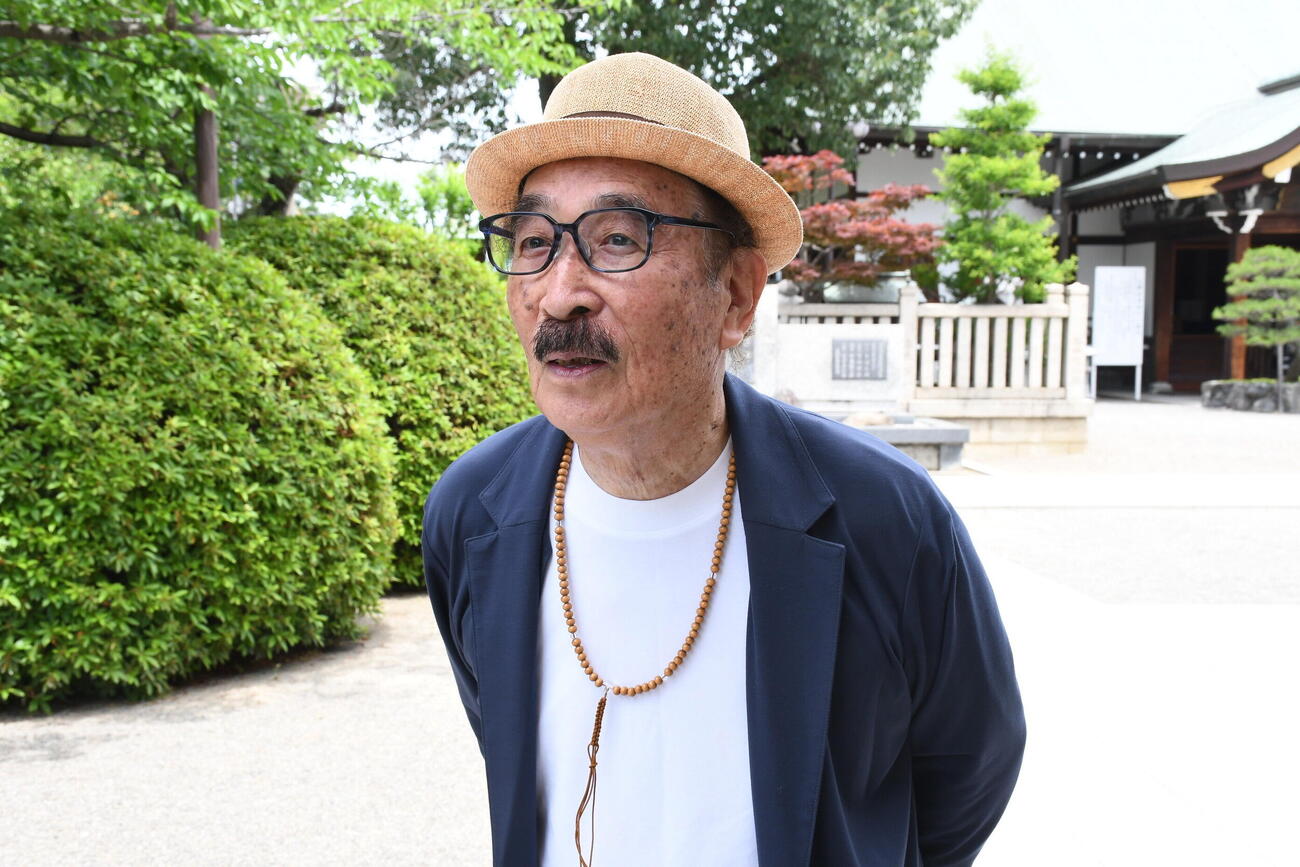 関西演芸協会理事で最古参の青芝フック（撮影・阪口孝志）