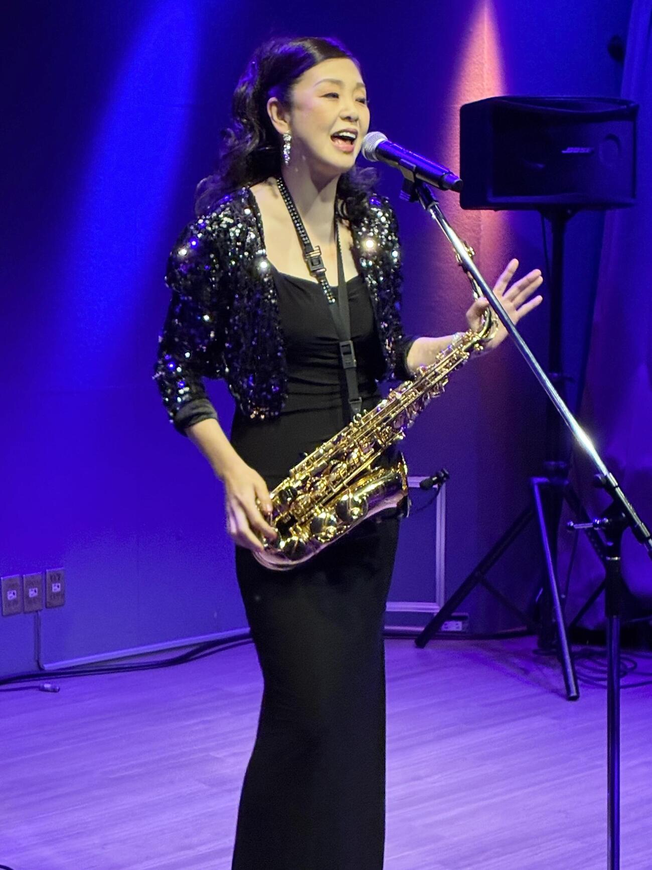 アニバーサリーLIVEを行った多岐川舞子
