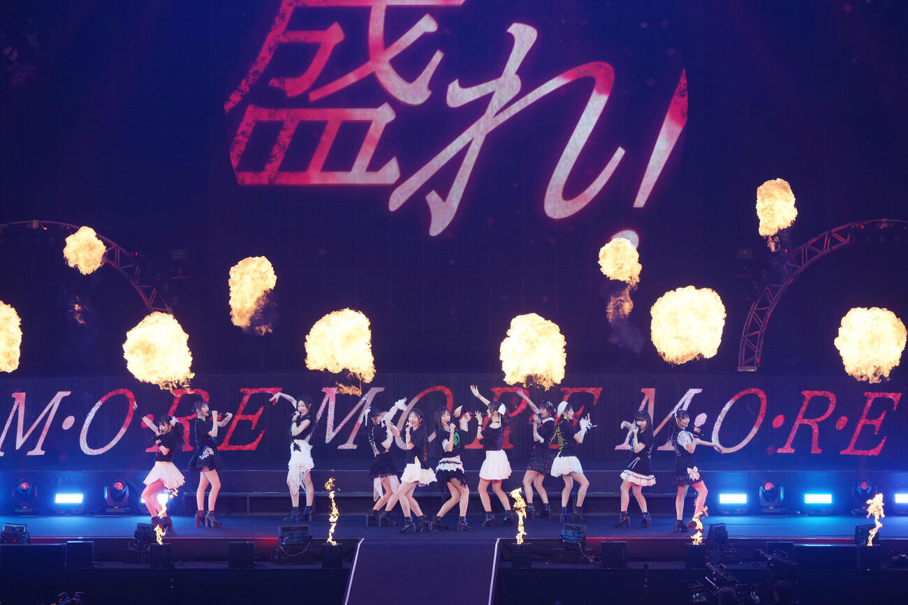 Juice＝Juice Concert 2026　パフォーマンスするJuice＝Juice（撮影・足立雅史）