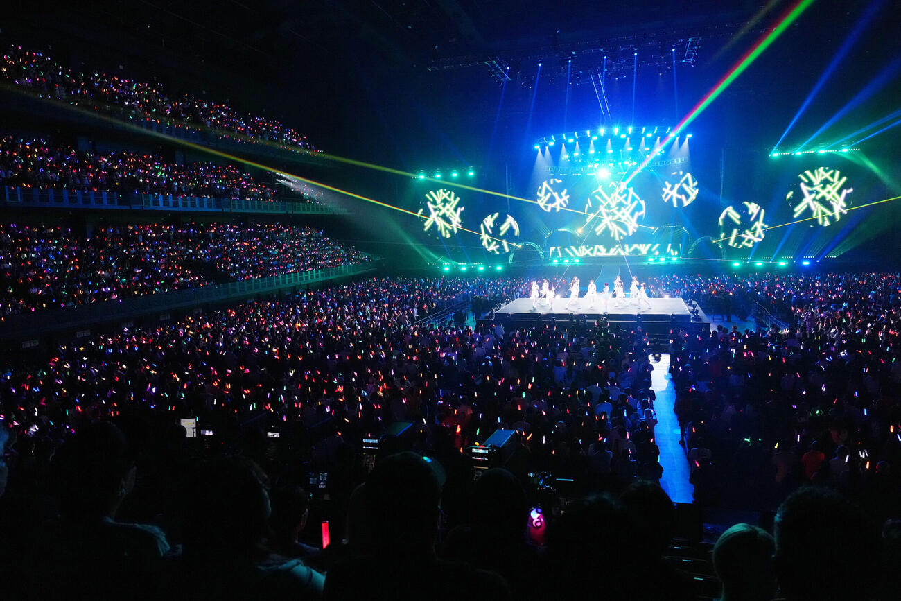 Juice＝Juice Concert 2026　多くのファンの前でパフォーマンスするJuice＝Juice（撮影・足立雅史）
