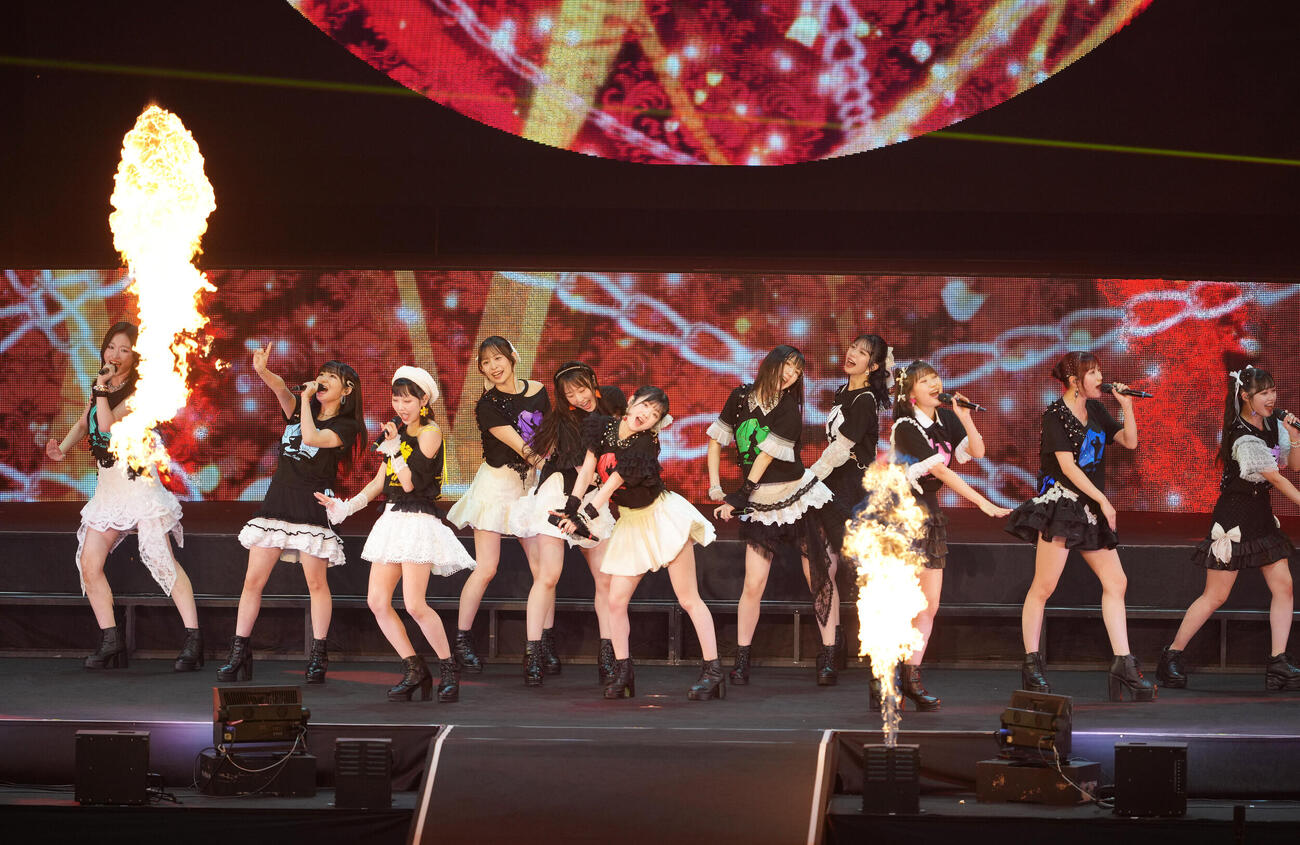 Juice＝Juice Concert 2026　パフォーマンスするJuice＝Juice（撮影・足立雅史）