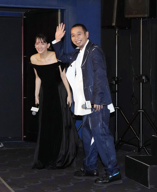 大悟、“妻”綾瀬はるかにひざ枕されたシーン自画自賛「照れてニヤつかない大悟は相当、すごい」