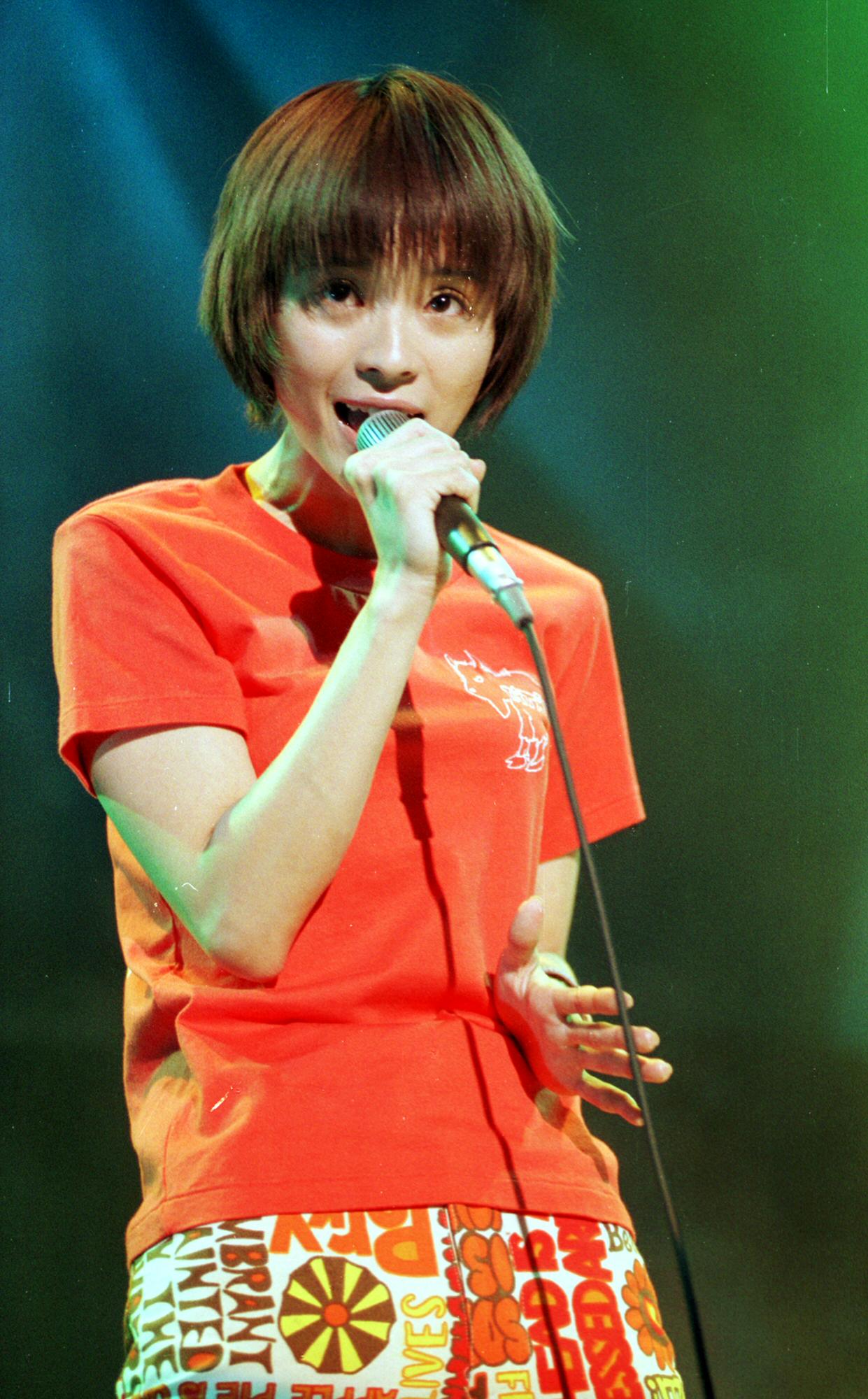 川本真琴（1997年撮影）