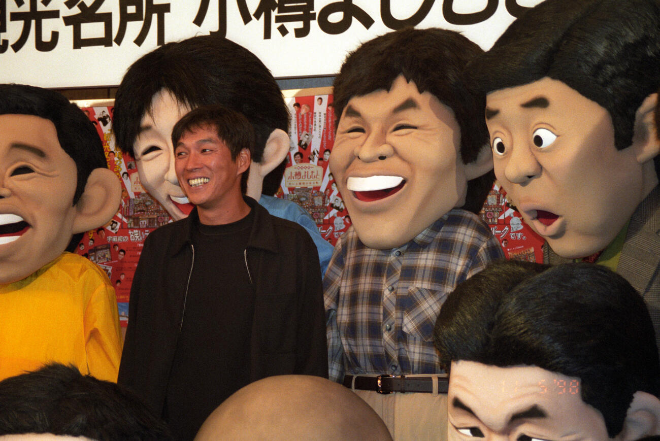 1998年1月、「小樽よしもと」の発表会見に出席した明石家さんま