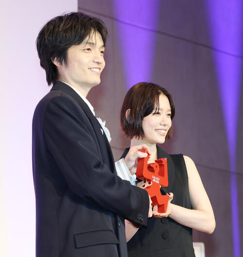 杉咲花、岡山天音と次回共演の役柄は「同僚？兄妹？」　岡山「恋人にはなれないんだ」とツッコミ
