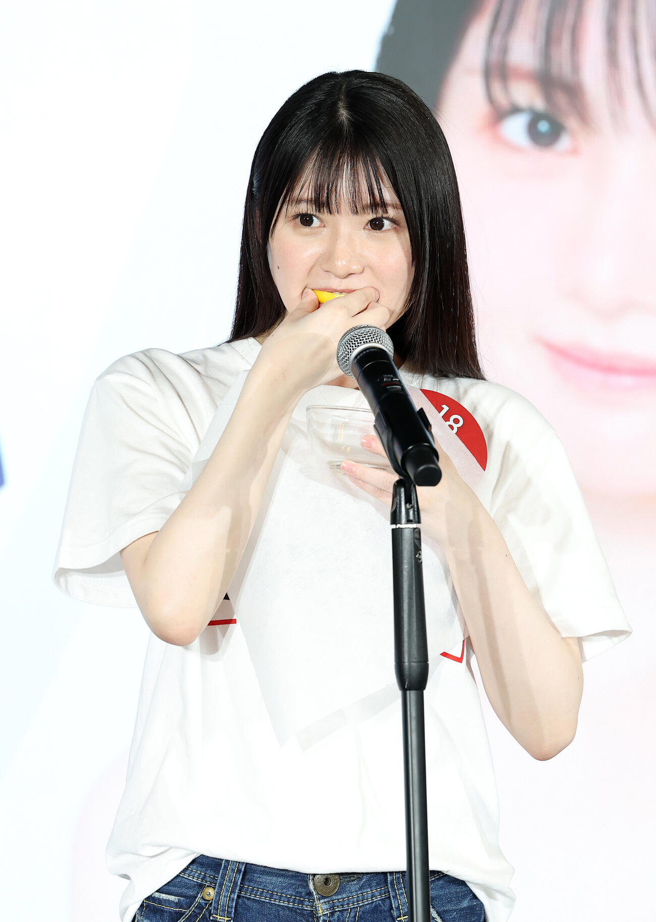 ミスマガジンベスト20お披露目イベントに臨む白椛れい（撮影・鈴木正人）＝2026年6月2日