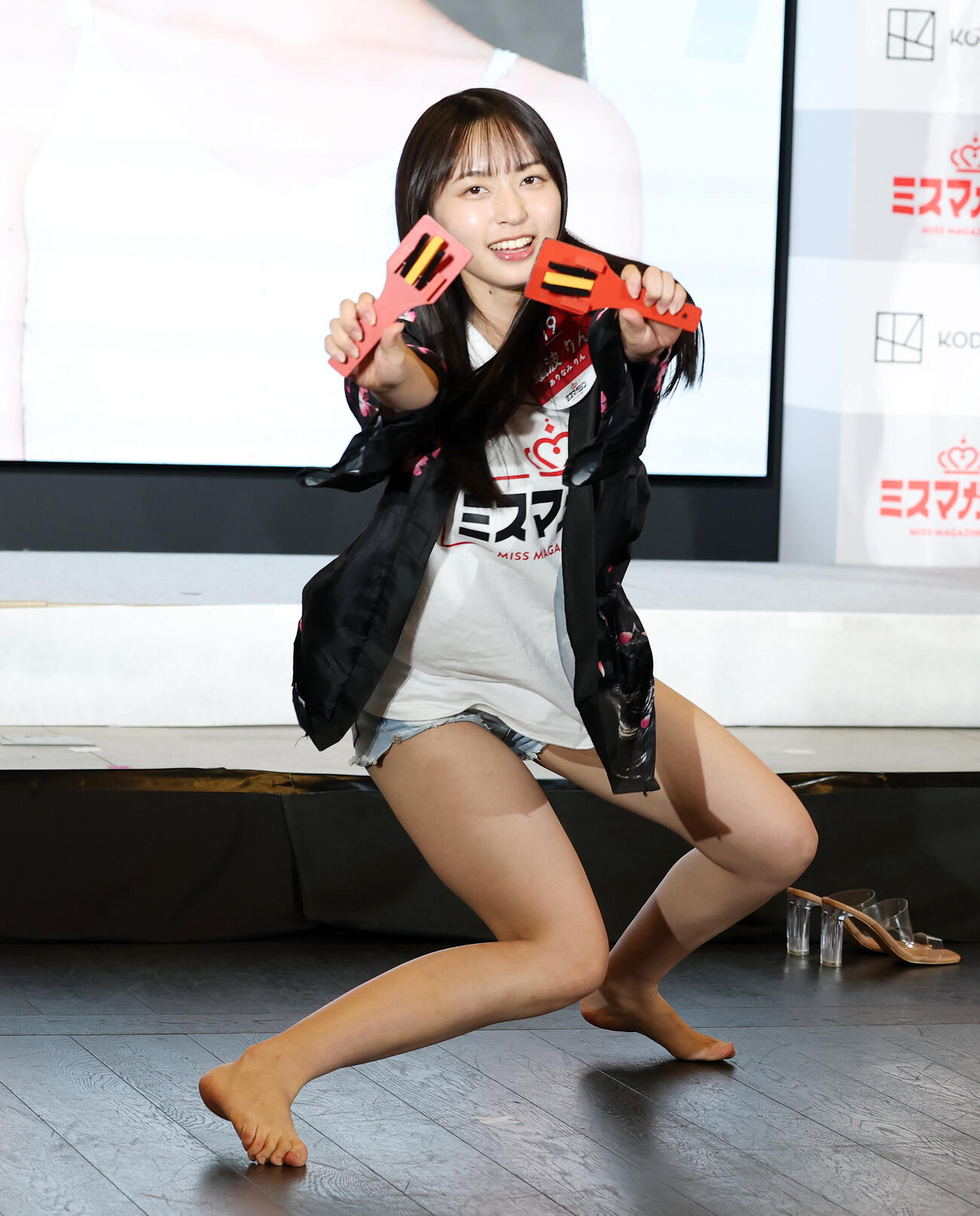 ミスマガジンベスト20お披露目イベントに臨む蟻波りん（撮影・鈴木正人）＝2026年6月2日