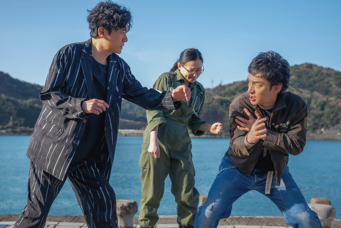 映画「バナ穴　BANA＿ANA」より