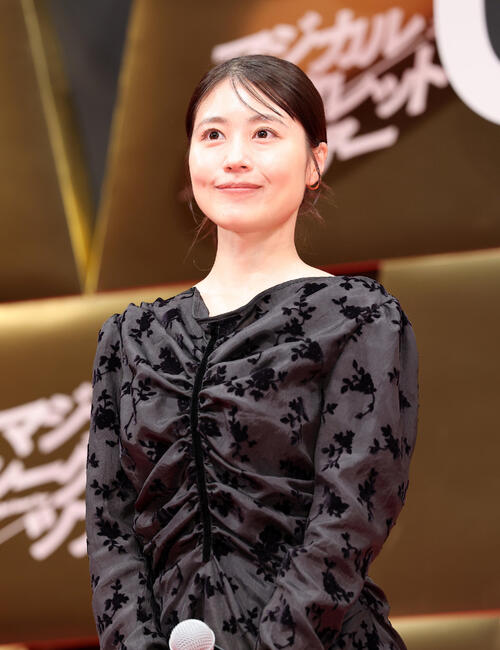 有村架純シンガポールで大転倒「30過ぎて全力疾走は危ない」