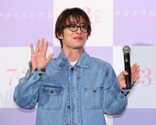 【韓流】ク・ギョファン「近所の劇場に来たのかなと思いました」日本ファン熱烈歓迎に笑顔見せる