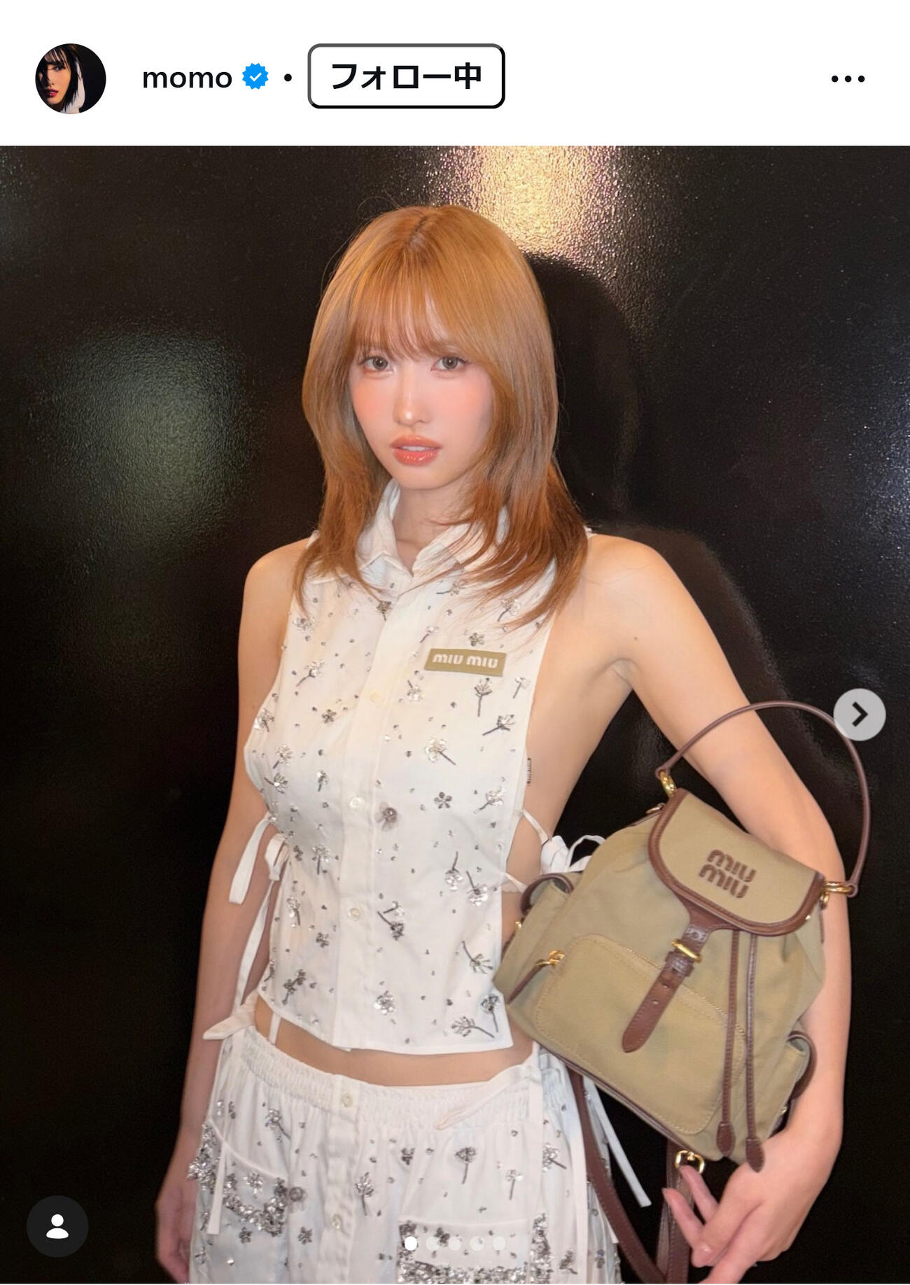 TWICE・MOMOのインスタグラムから
