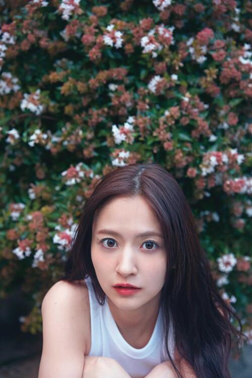 乃木坂46金川紗耶、ファースト写真集の裏表紙４種公開　大人な魅力も、あざとさも、はかなさも
