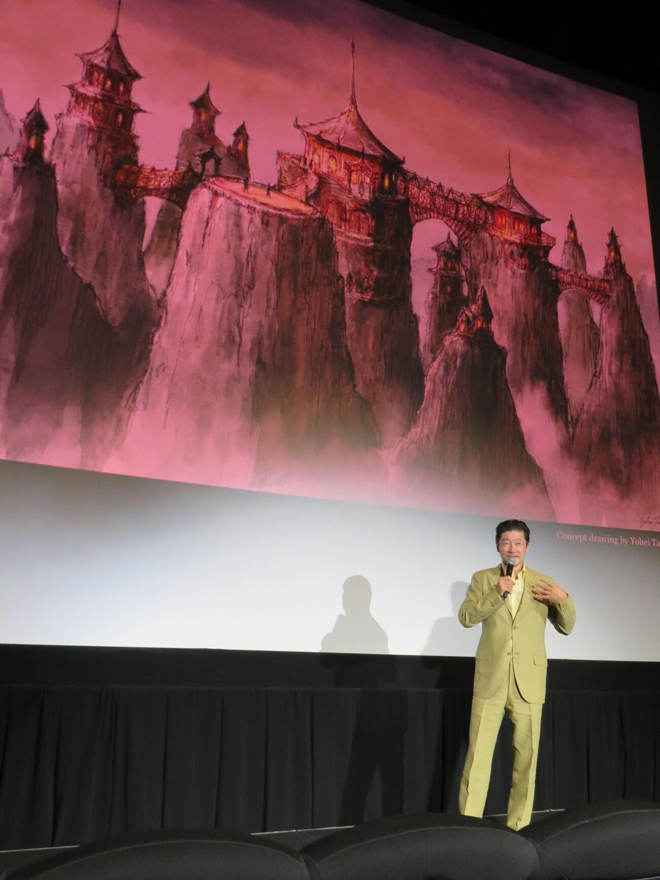 米映画「モータルコンバット／ネクストラウンド」初日舞台あいさつに登壇した浅野忠信（撮影・村上幸将）