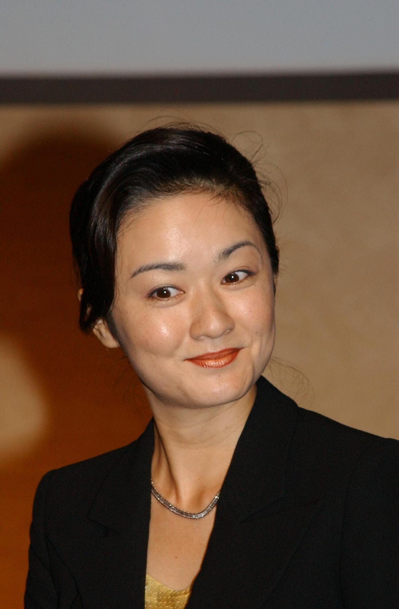 石原伸晃氏の妻・里紗さん（04年11月撮影）