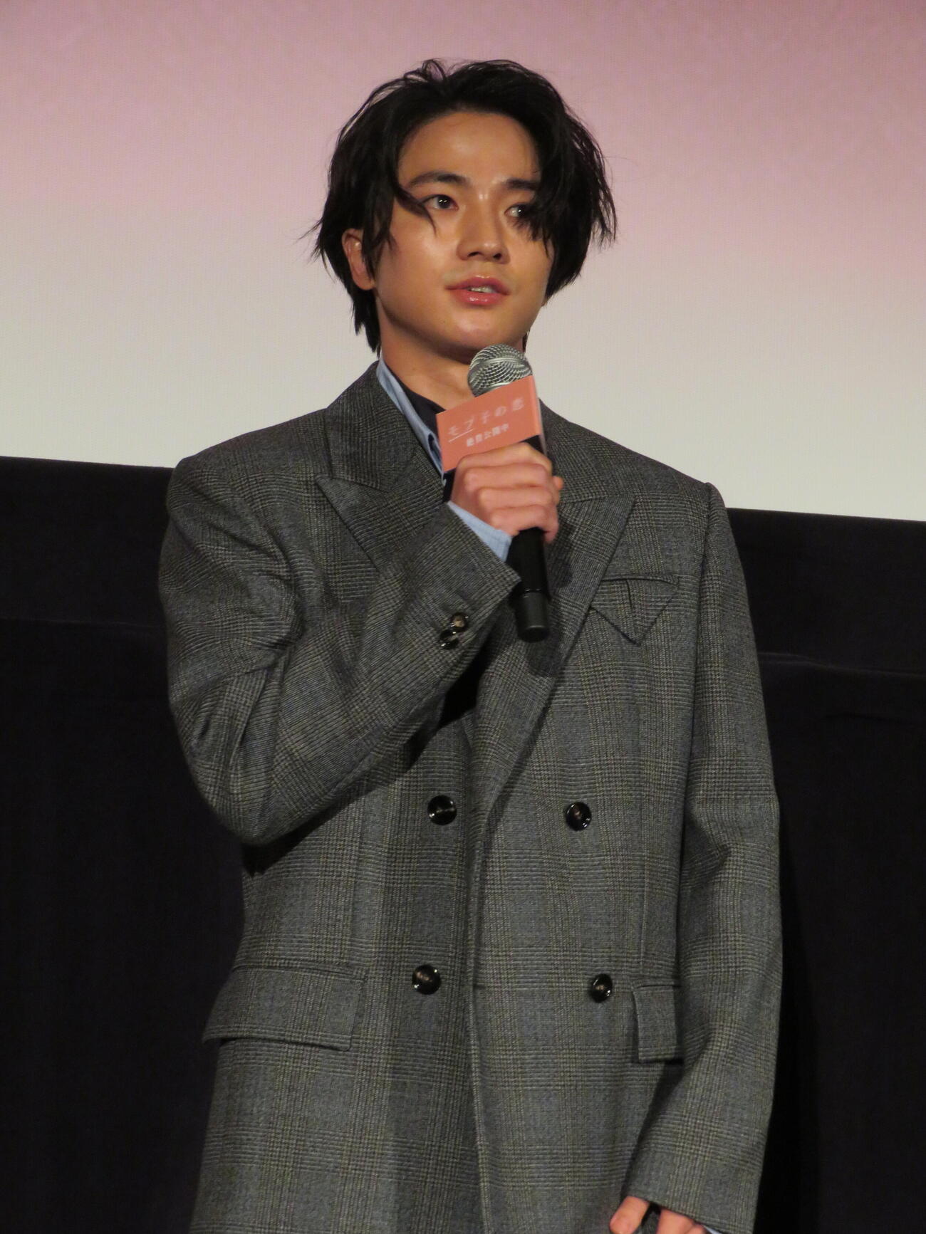 映画「モブ子の恋」公開記念舞台あいさつに登壇した木戸大聖（撮影・村上幸将）