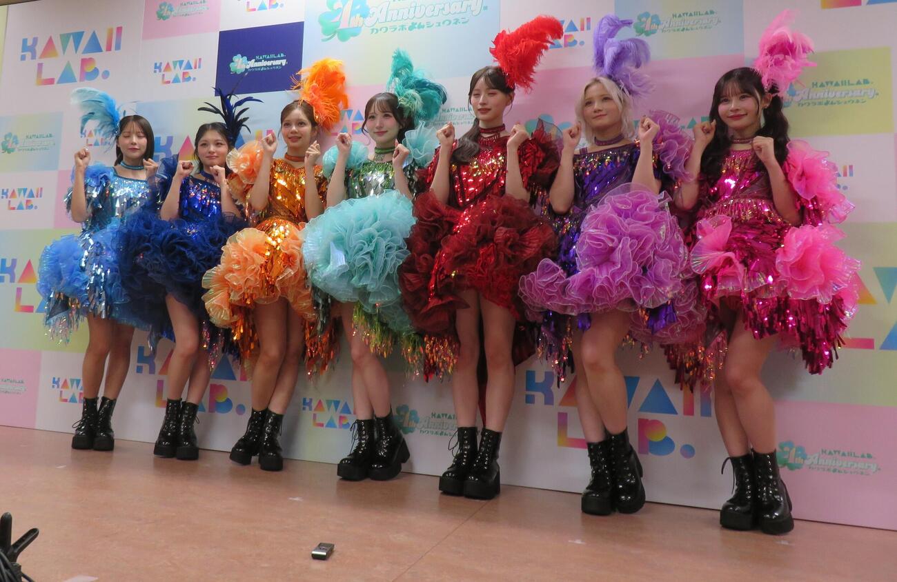 日本武道館公演を行ったCANDY TUNE。左から福山梨乃、桐原美月、南なつ、小川奈々子、立花琴未、宮野静、村川緋杏
