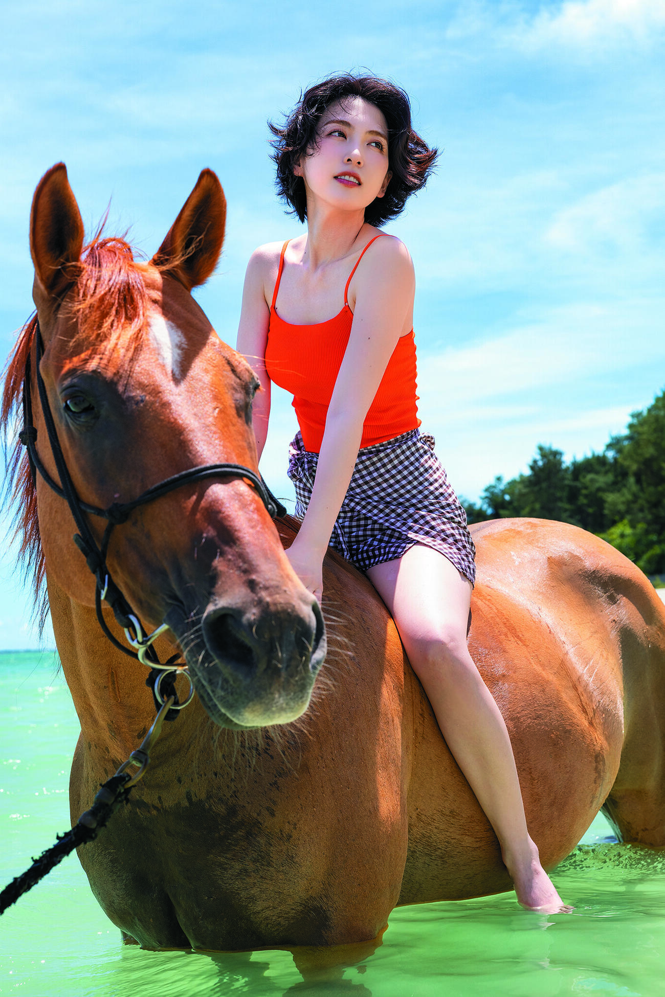 知英の写真集「Still Me」（C）Maki Taguchi／主婦と生活社