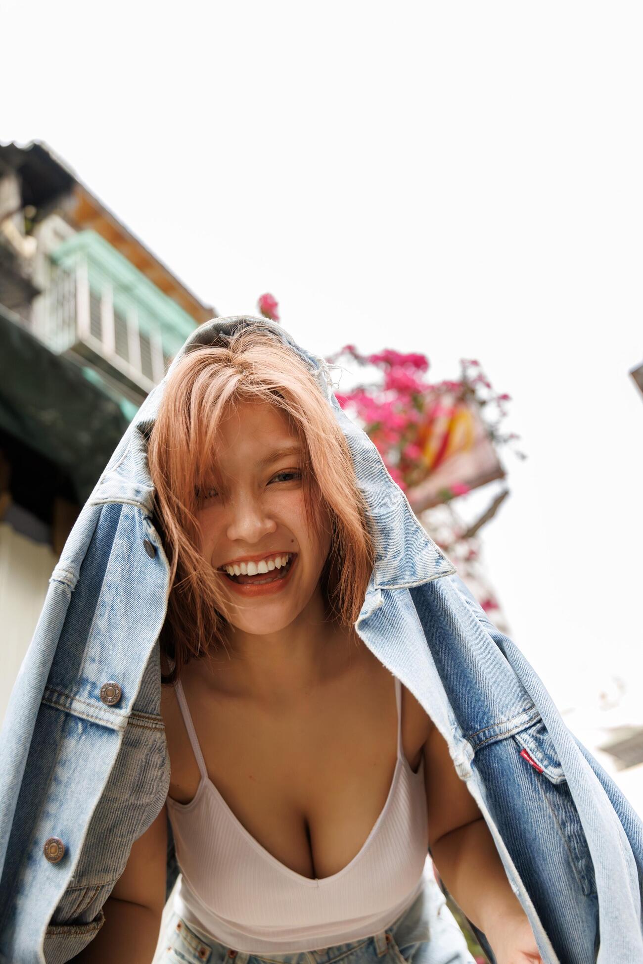櫻井おとののセカンド写真集「櫻井おとの写真集　感電」先行カット（曽根将樹氏撮影）