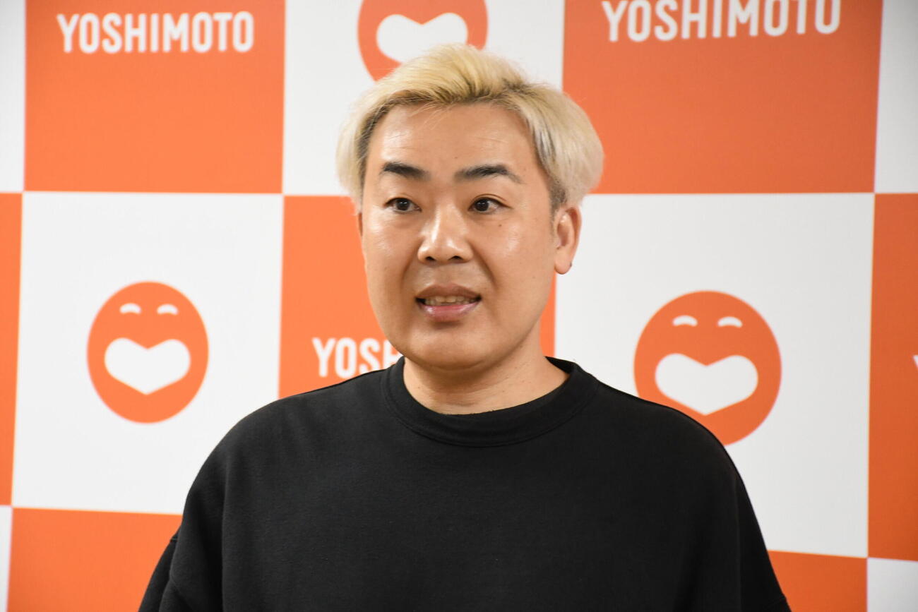 単独ライブ「フットボールアワー26」の取材会に出席したフットボールアワー岩尾望（撮影・阪口孝志）
