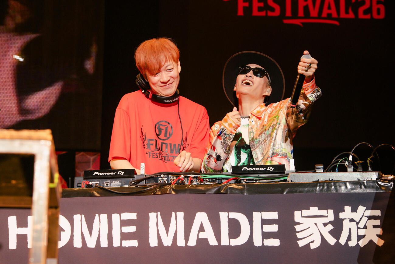 アニソンロックフェス「FLOW THE FESTIVAL 2026」で「HOME MADE家族」とコラボステージが実現した