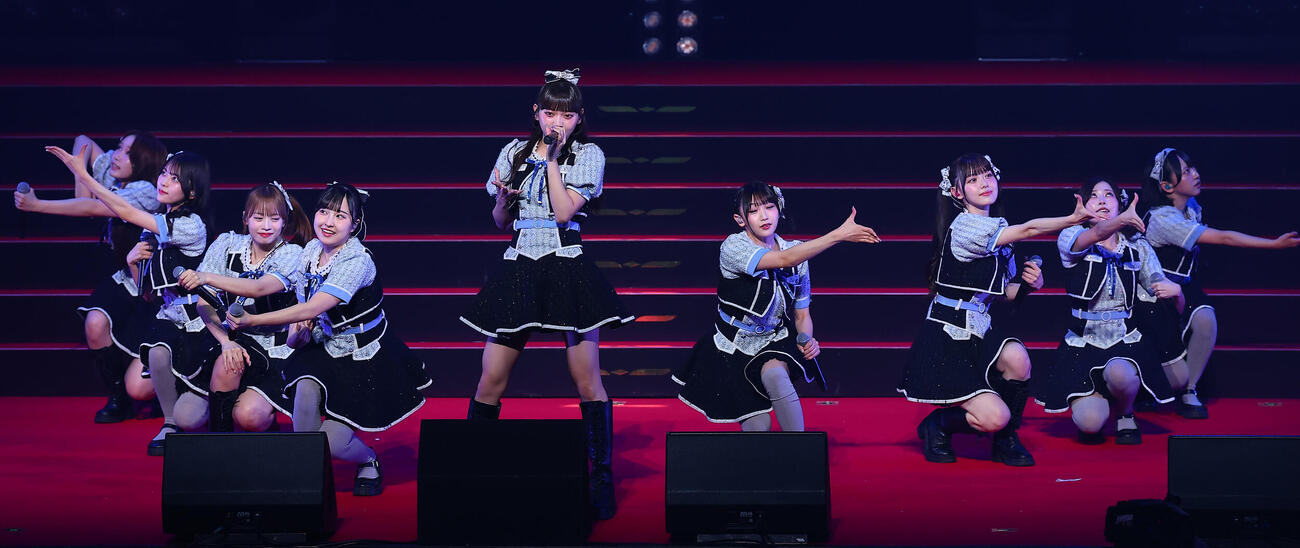 「ASIA CULTURE FESTIVAL 2026」に登場した高嶺のなでしこ（撮影・野上伸悟）