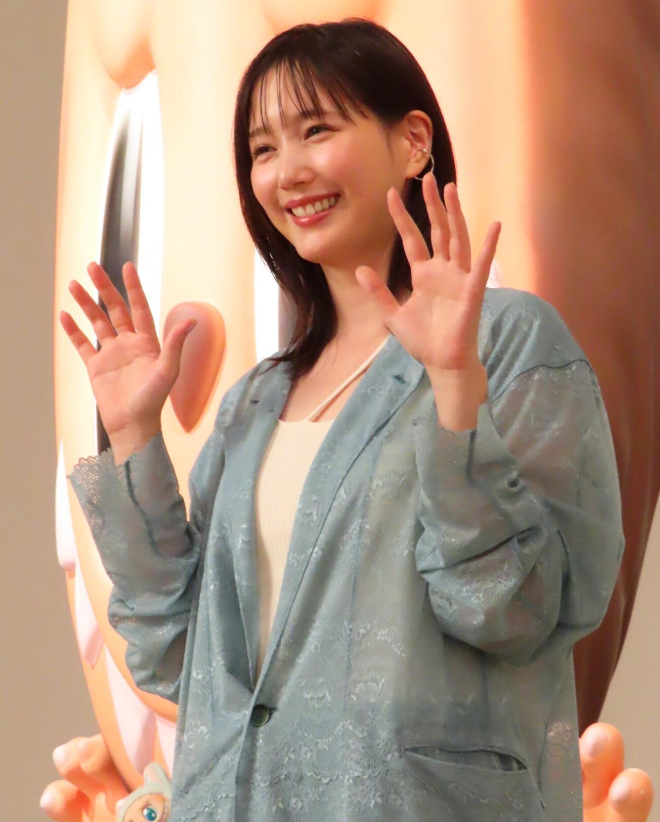 「THE MONSTERS 10周年記念展　東京『MONSTERS BY MONSTERS：NOW AND THEN』」プレビューに出席した本田翼