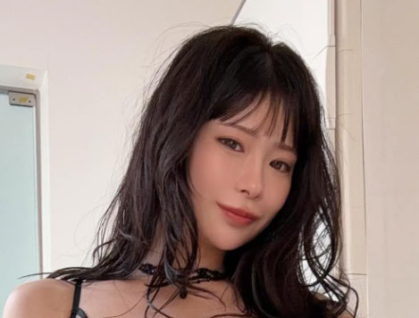 葉月すみれのインスタグラムから