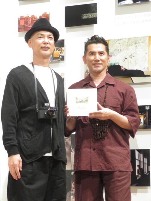 本木雅弘、妻内田也哉子さんがフォトブックに太鼓判「珍しくポジティブなコメントをいただいた」